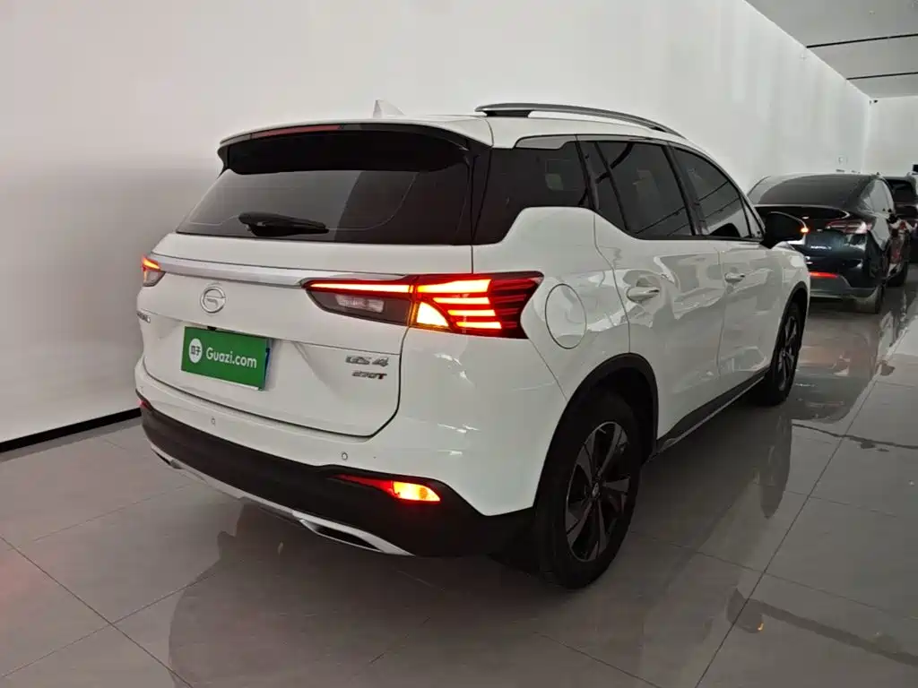 GAC Trumpchi GS4 2022 — фото 5