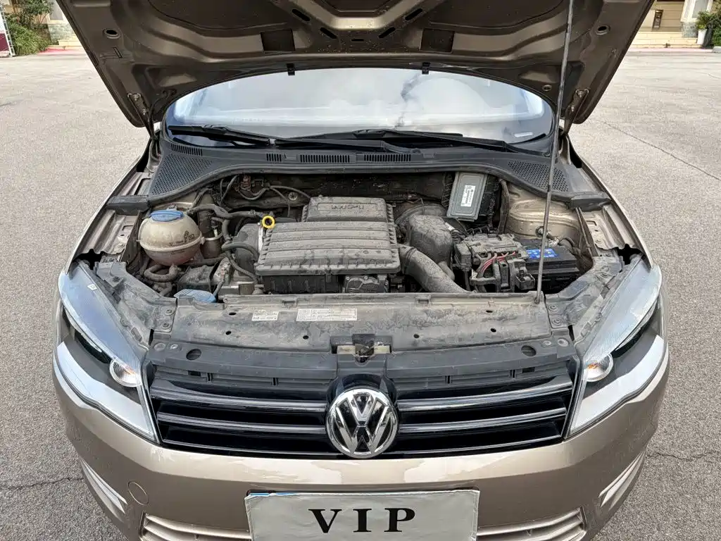 Volkswagen Jetta 2015 — фото 18