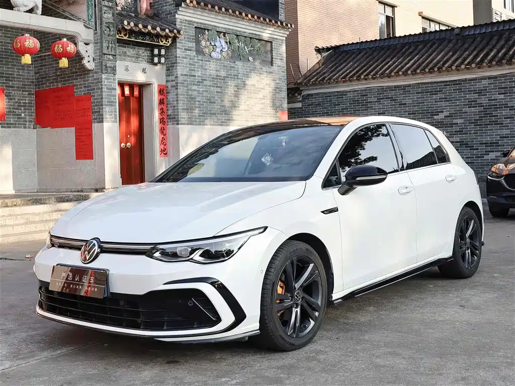Volkswagen Golf 2023