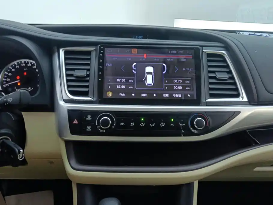 Toyota Highlander 2020 — фото 13