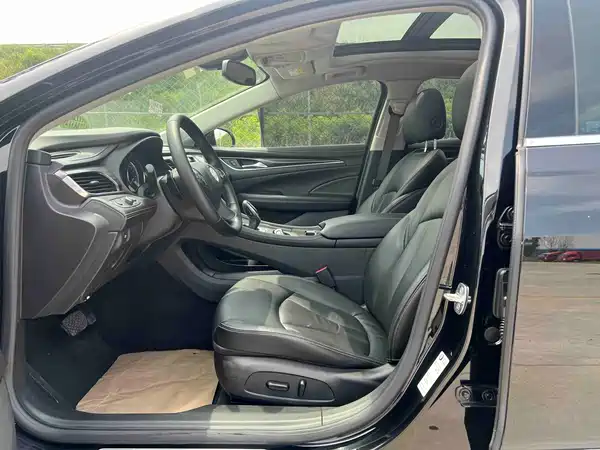 Buick LaCrosse 2021