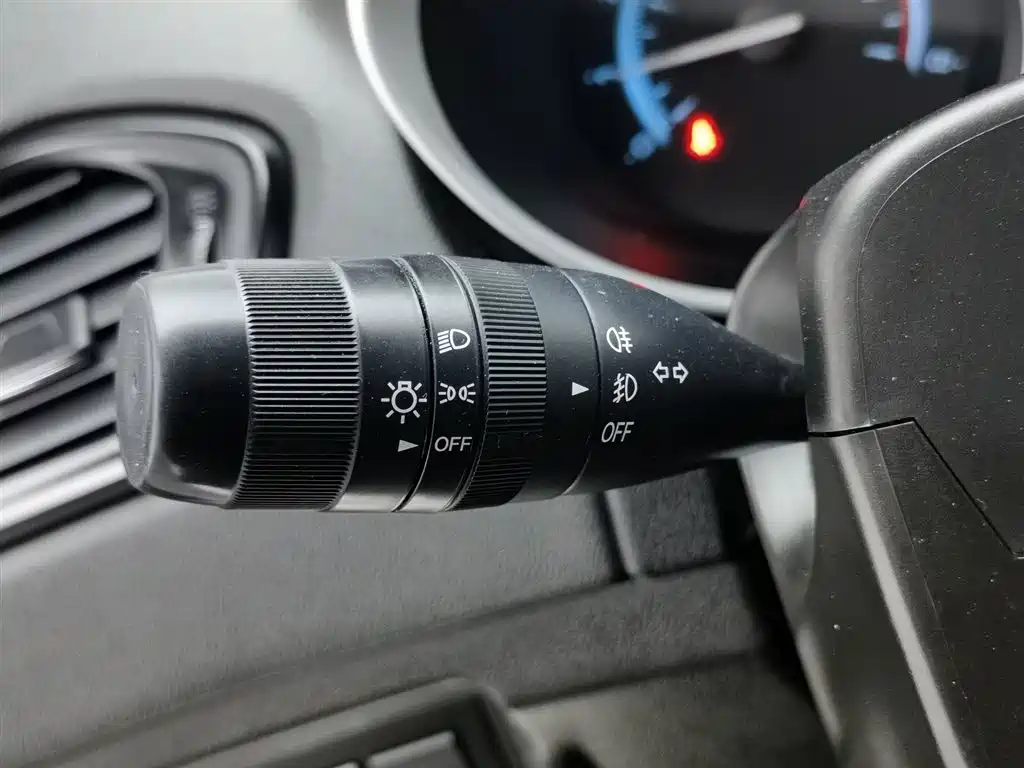 GAC Motor Trumpchi GS5 2014 — фото 21