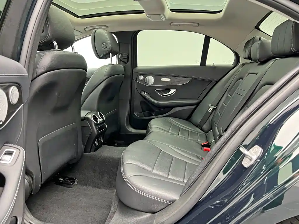 Mercedes-Benz C-Class 2021 — фото 16