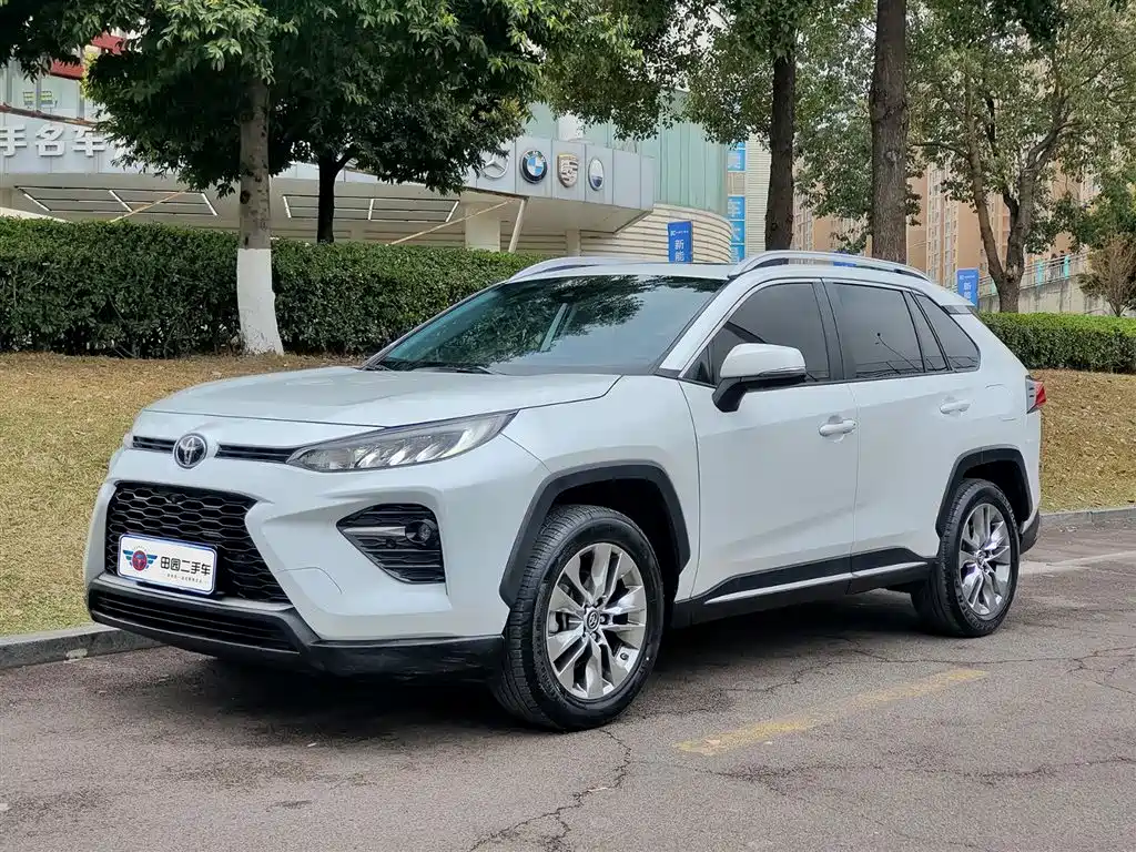 Toyota Wildlander 2023 — фото 1