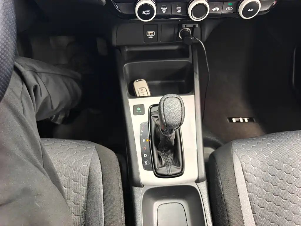Honda Fit 2023 — фото 13
