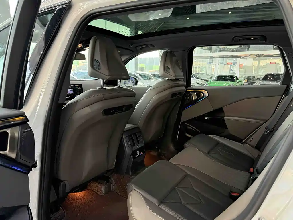 BMW X3 2025 — фото 12