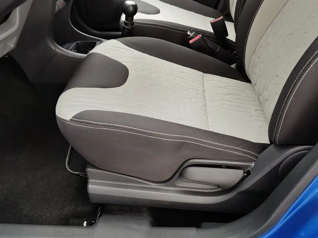 Suzuki Alto 2015 — фото 20