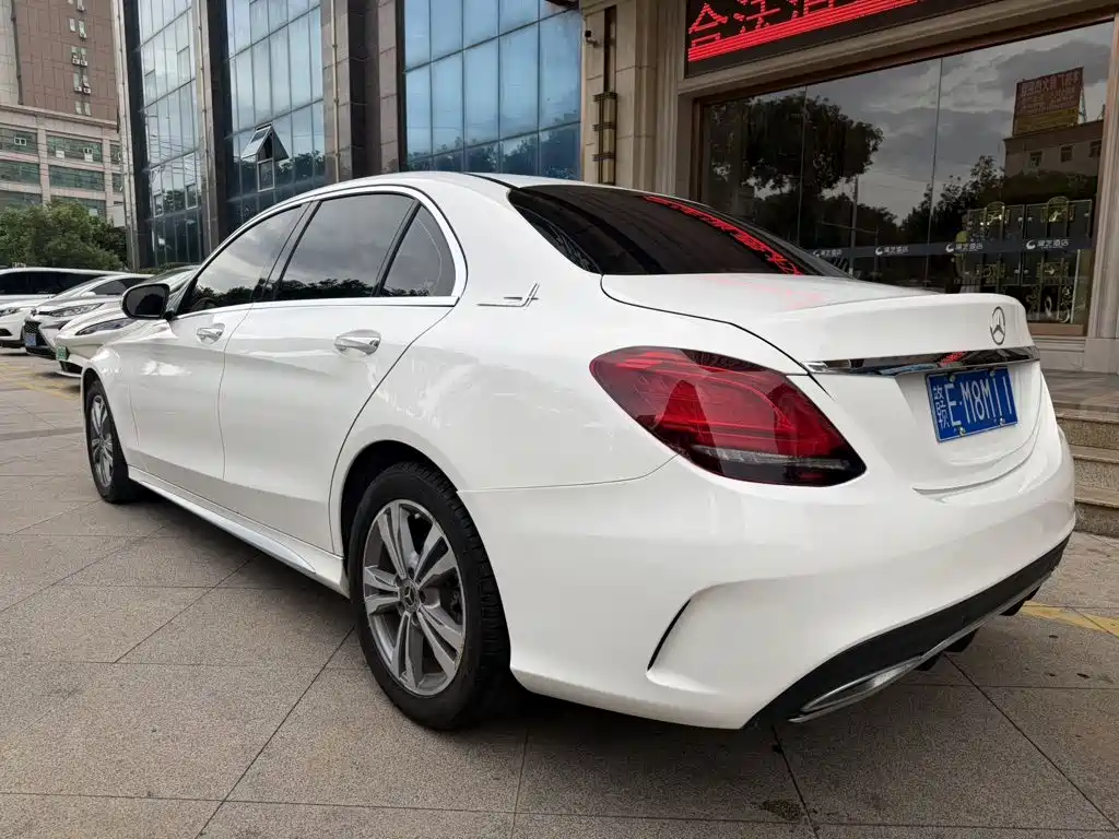Mercedes-Benz C-Class 2020 — фото 7
