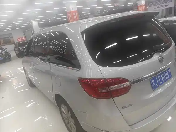 Buick GL8 2016