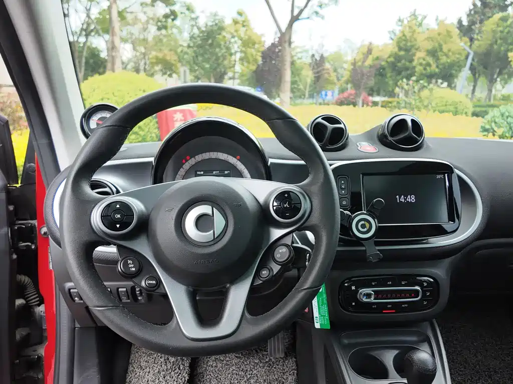 smart Fortwo 2016 — фото 8