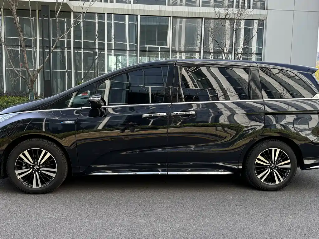 Honda Odyssey 2021 — фото 5