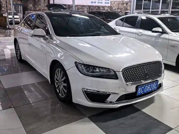 Lincoln MKZ 2019