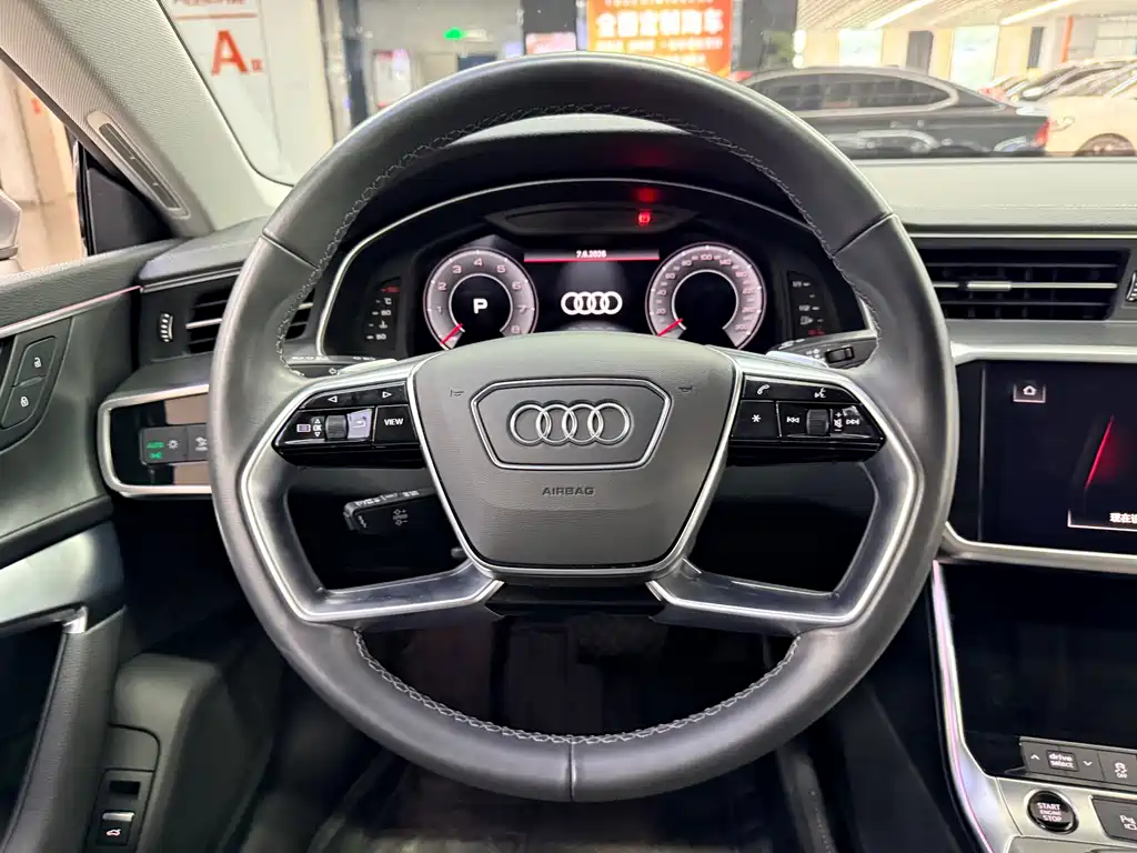 Audi A7L 2024 — фото 9