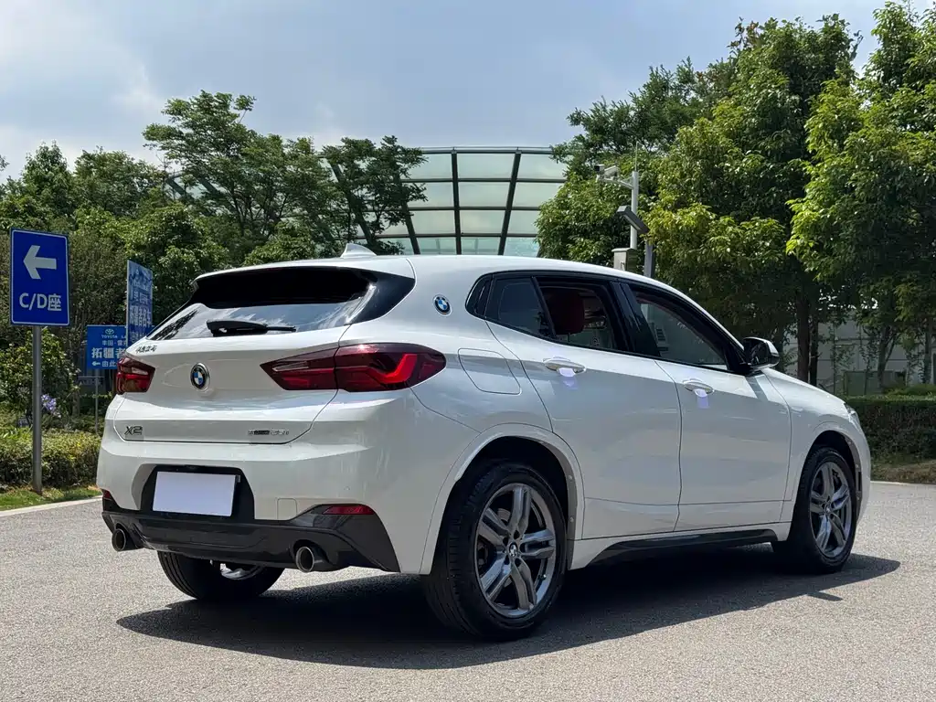 BMW X2 2023 — фото 6
