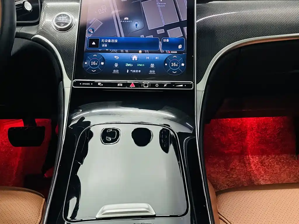 Mercedes-Benz GLC 2023 — фото 13