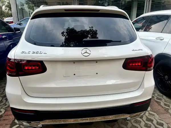 Mercedes-Benz GLC 2023