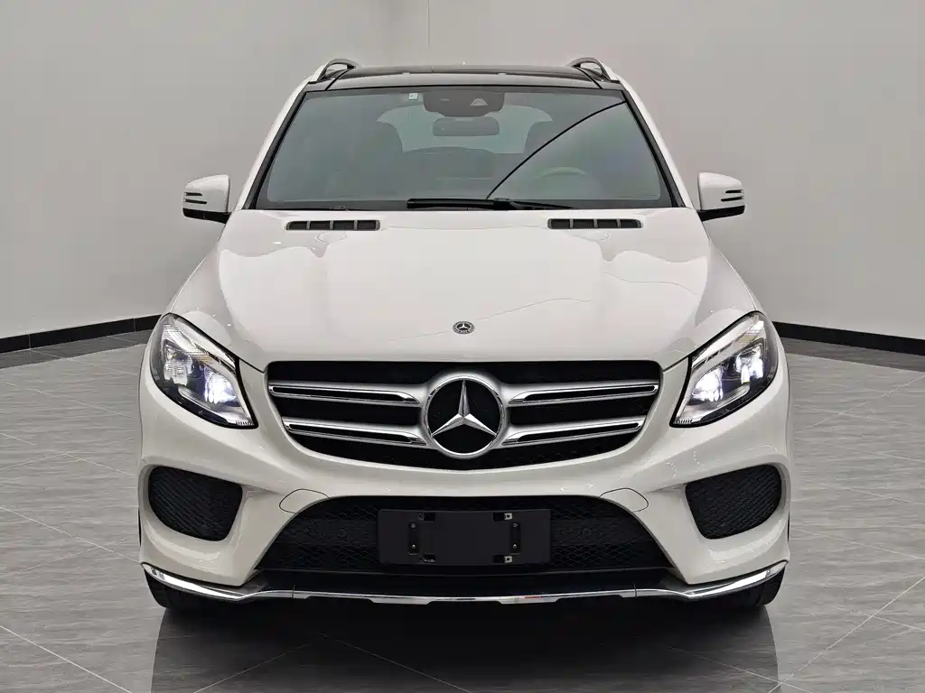 Mercedes-Benz GLE 2018 — фото 2