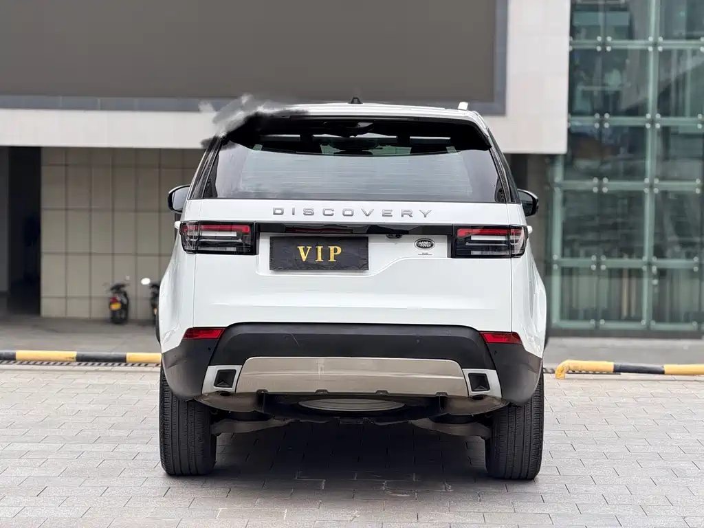 Land Rover Discovery 2020 — фото 9
