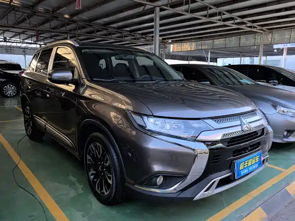 Mitsubishi Outlander 2019