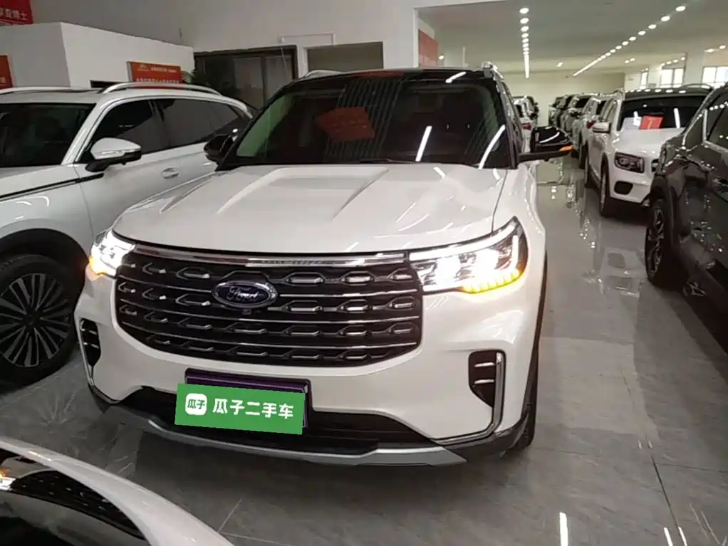 Ford Explorer 2022 — фото 3