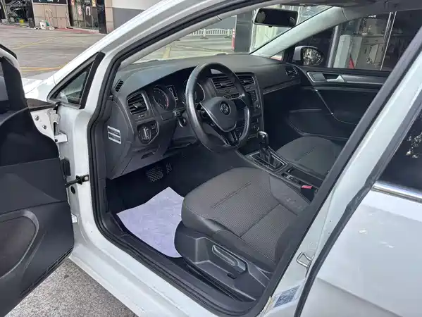 Volkswagen Golf 2016