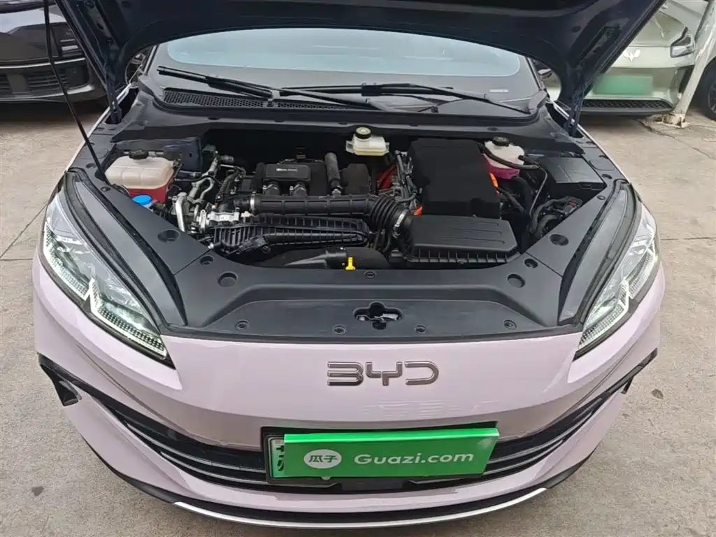 BYD Seal 06 2025 — фото 20