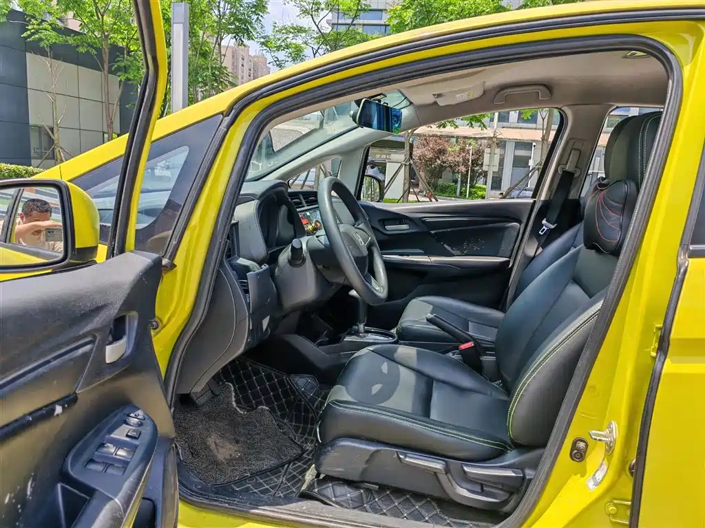 Honda Fit 2017 — фото 15
