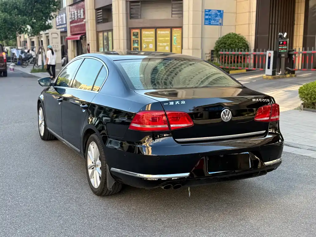 Volkswagen Magotan 2014