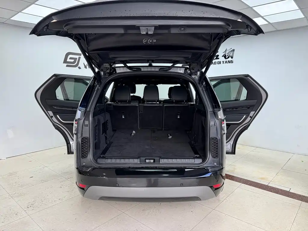 Land Rover Discovery 2020 — фото 21