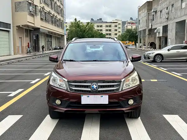 Venucia T70 2015