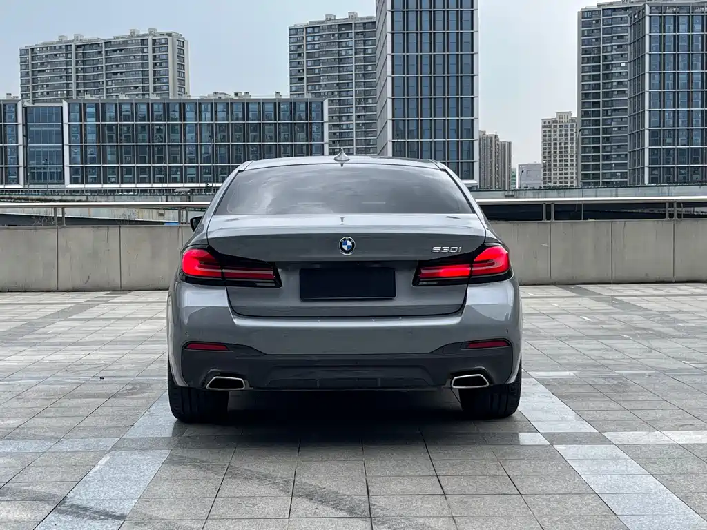 BMW 5 Series 2023
