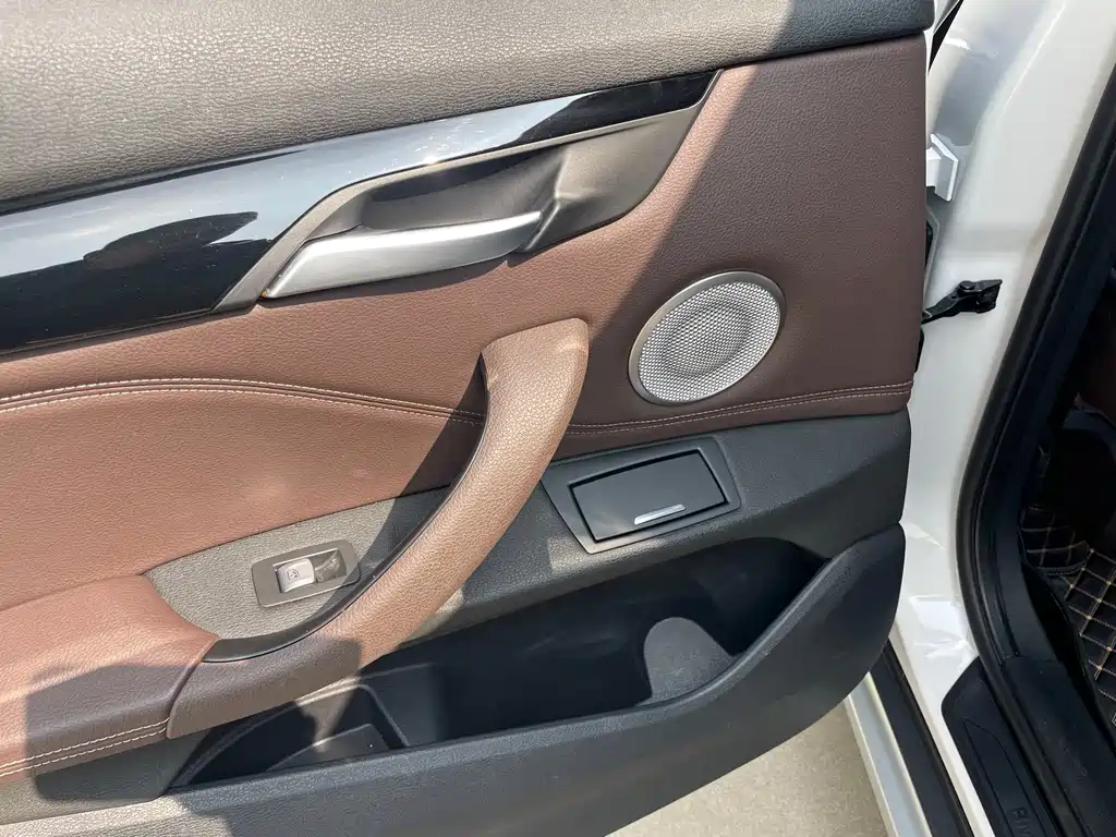 BMW X1 2022 — фото 16