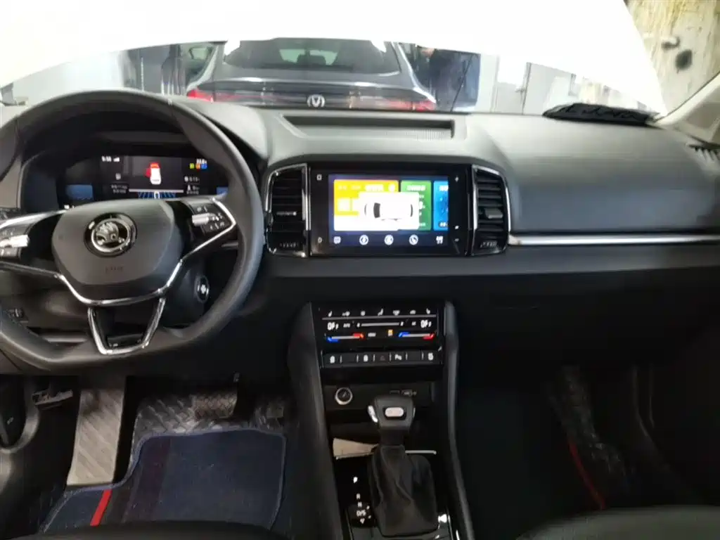 Skoda Karoq 2022 — фото 13