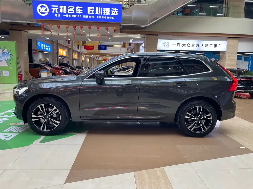 Volvo XC60 2018 — фото 4