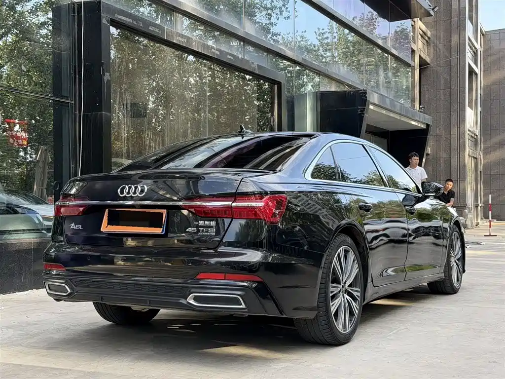 Audi A6L 2022 — фото 7