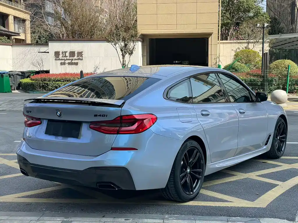 BMW 6 Series GT 2019 — фото 14