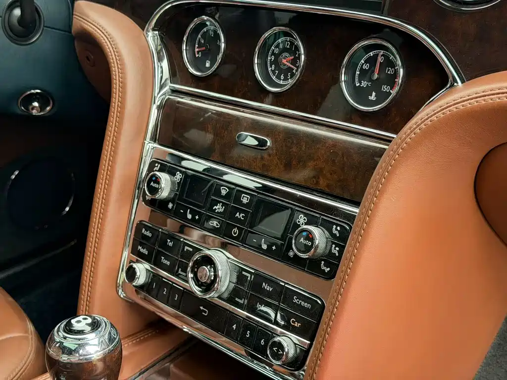 Bentley Mulsanne 2013 — фото 9