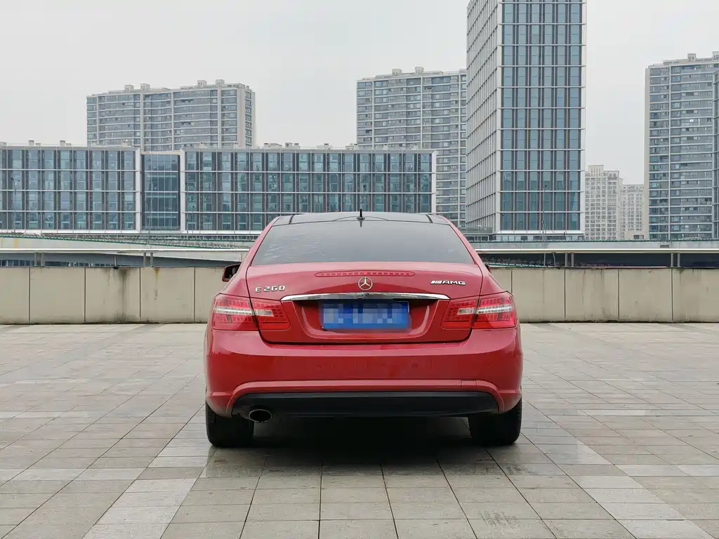 Mercedes-Benz E-Class 2013