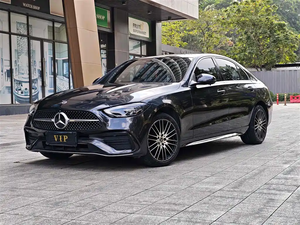 Mercedes-Benz C-Class 2024 — фото 1
