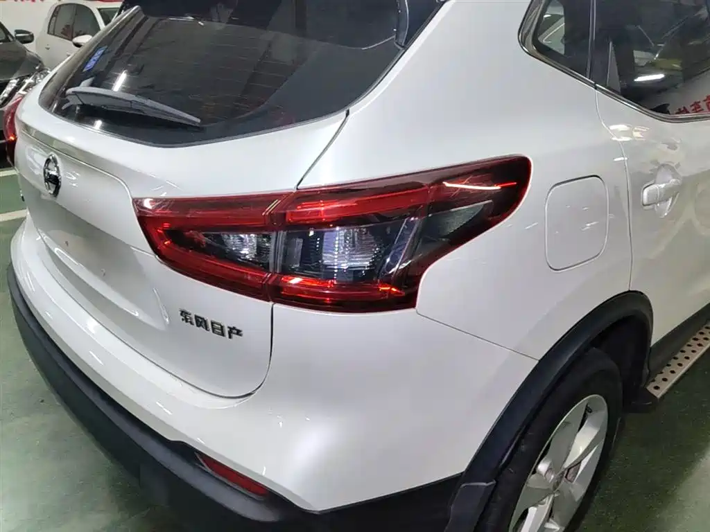 Nissan Qashqai 2022 — фото 8