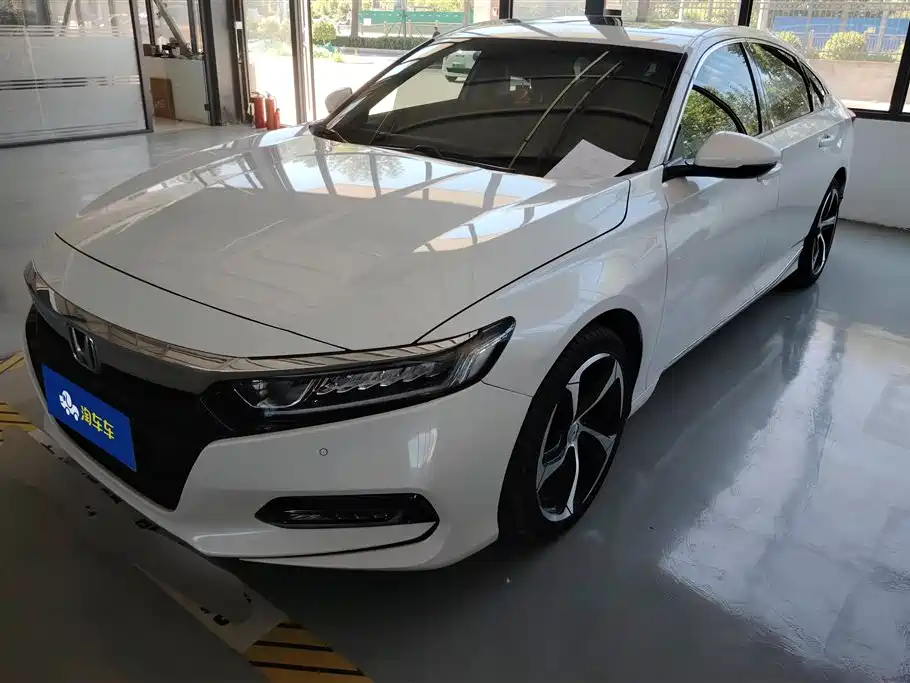 Honda Accord 2021 — фото 1