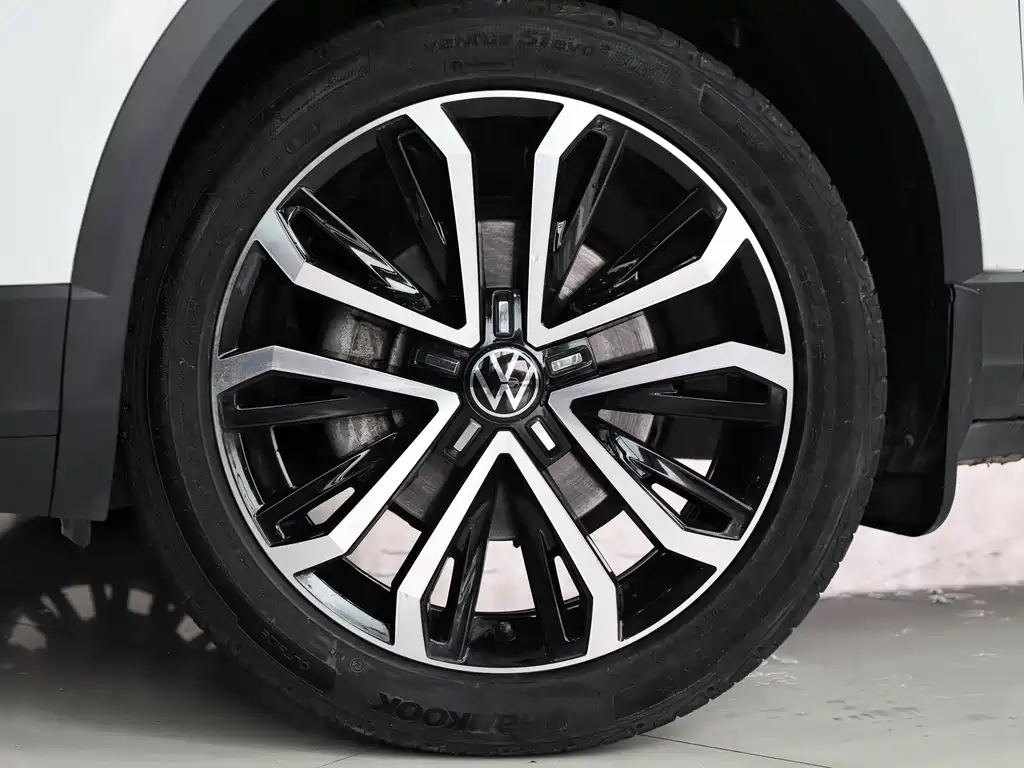 Volkswagen T-Roc 2022 — фото 4