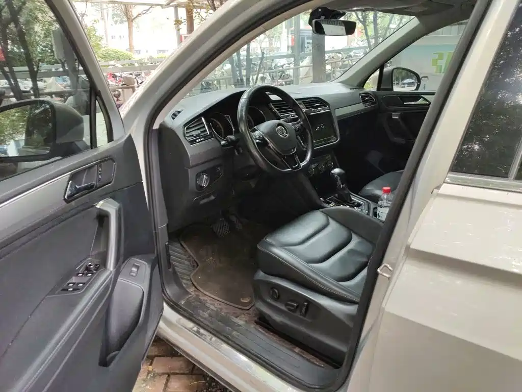 Volkswagen Tiguan L 2020 — фото 14