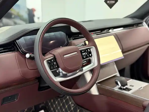 Land Rover Range Rover 2024