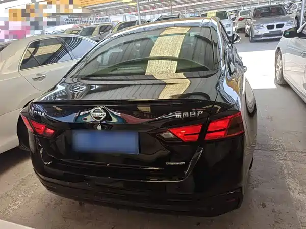 Nissan Teana 2021