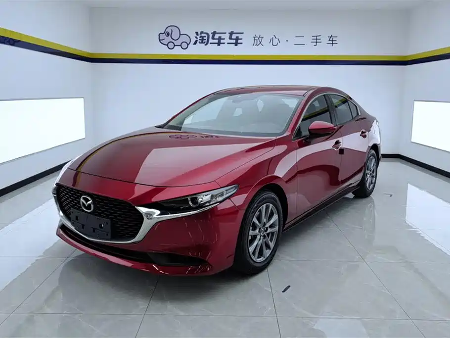 Mazda 3 Axela 2022 — фото 1