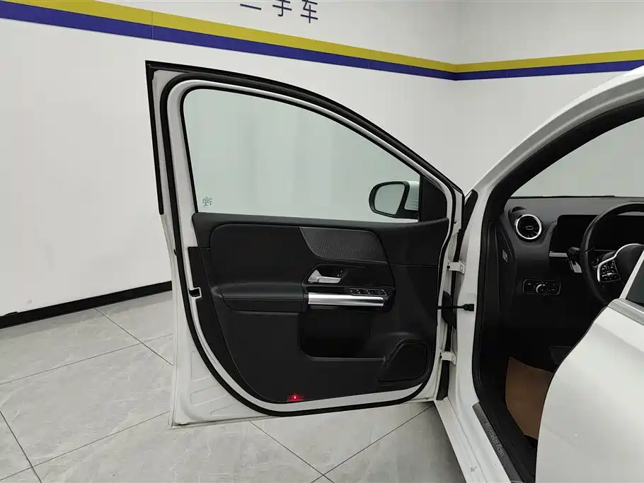 Mercedes-Benz B-Class 2023