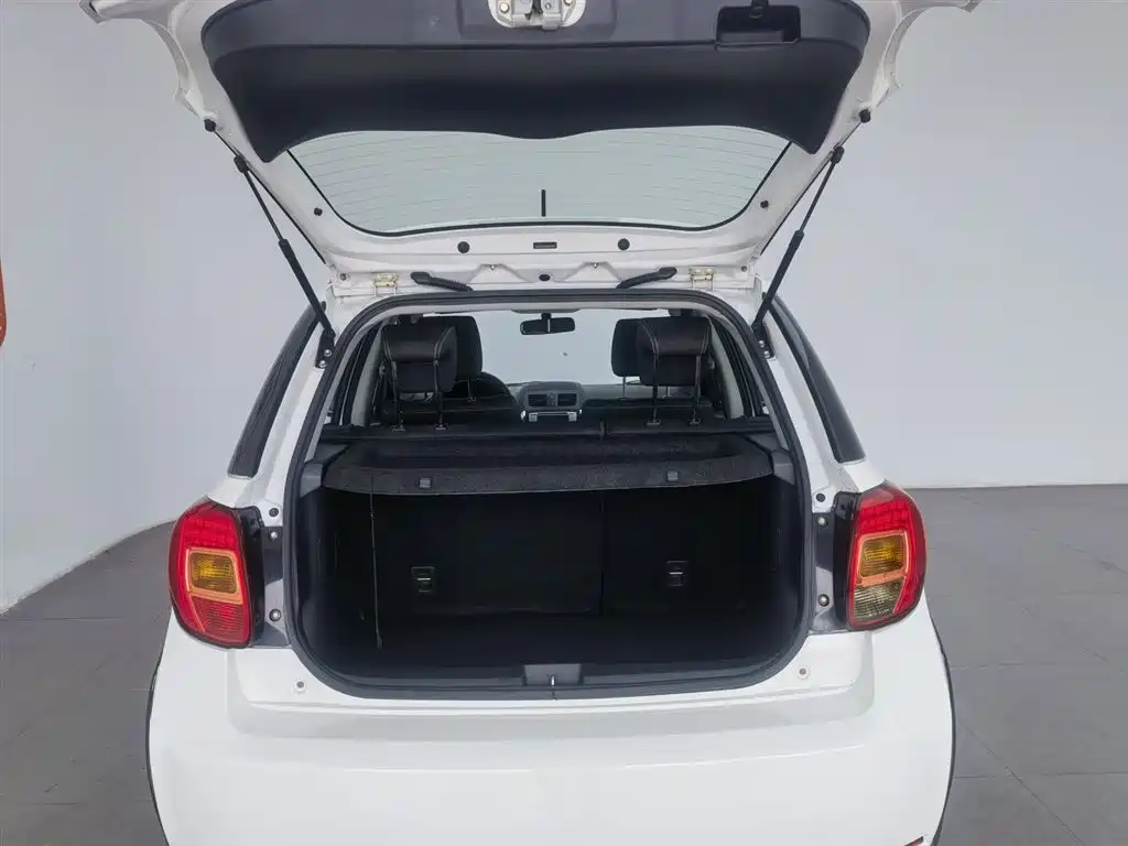 Suzuki SX4 2014 — фото 16