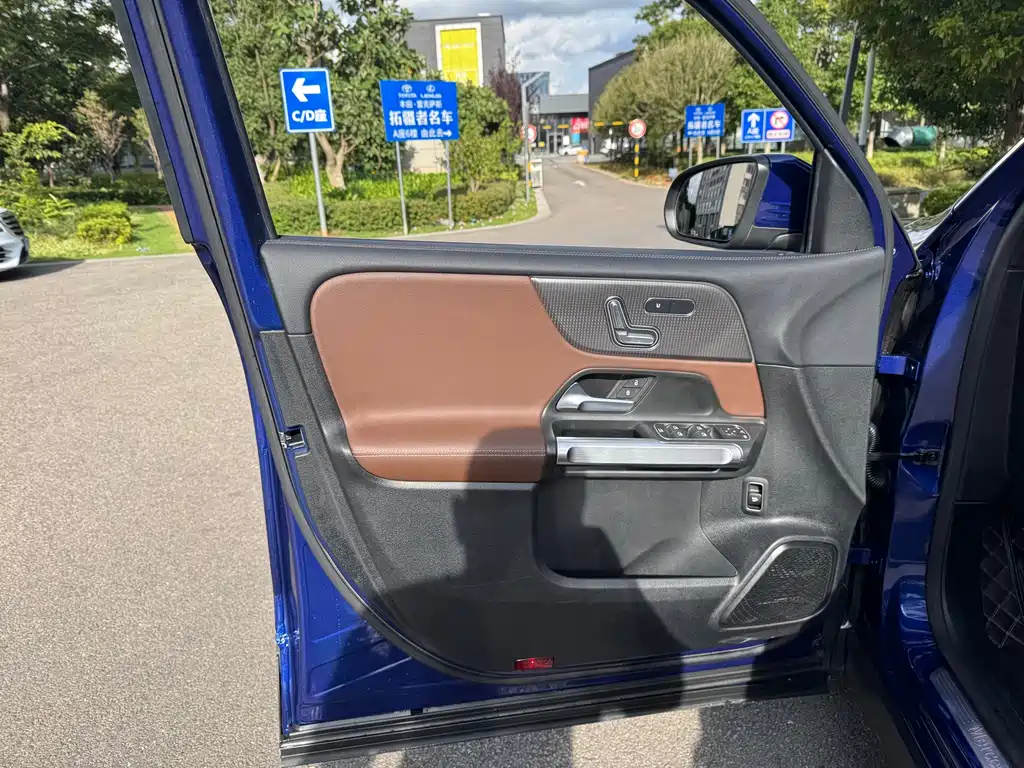 Mercedes-Benz GLB 2020 — фото 26