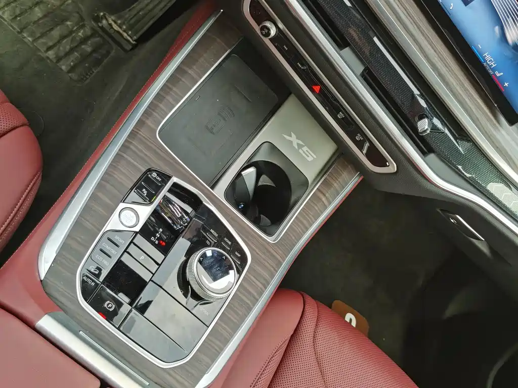 BMW X5 2025 — фото 16